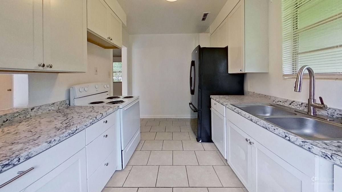 House for rent at 7104 Waikiki Rd, Jacksonville, FL 32216