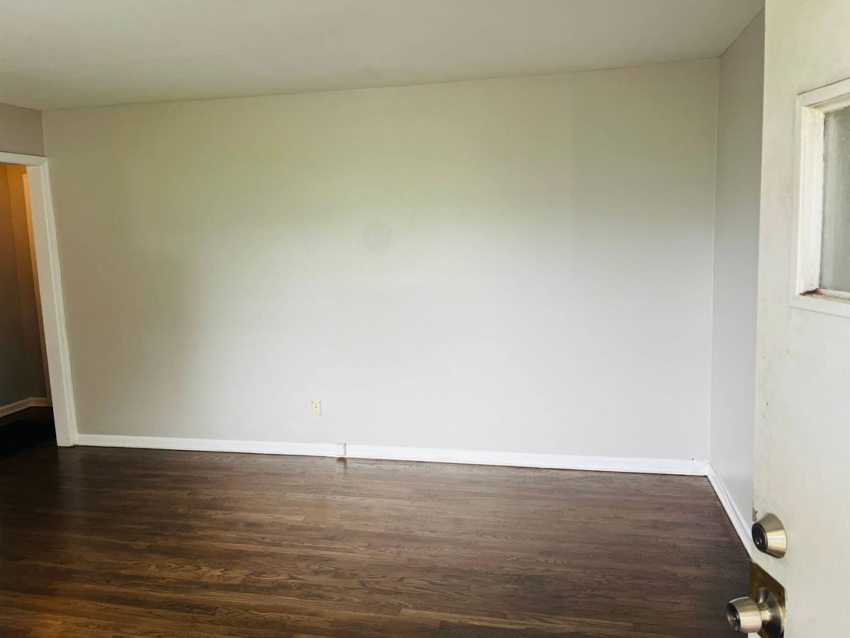 Apartment for rent at 217 W Central Ave, Griffin, GA 30223