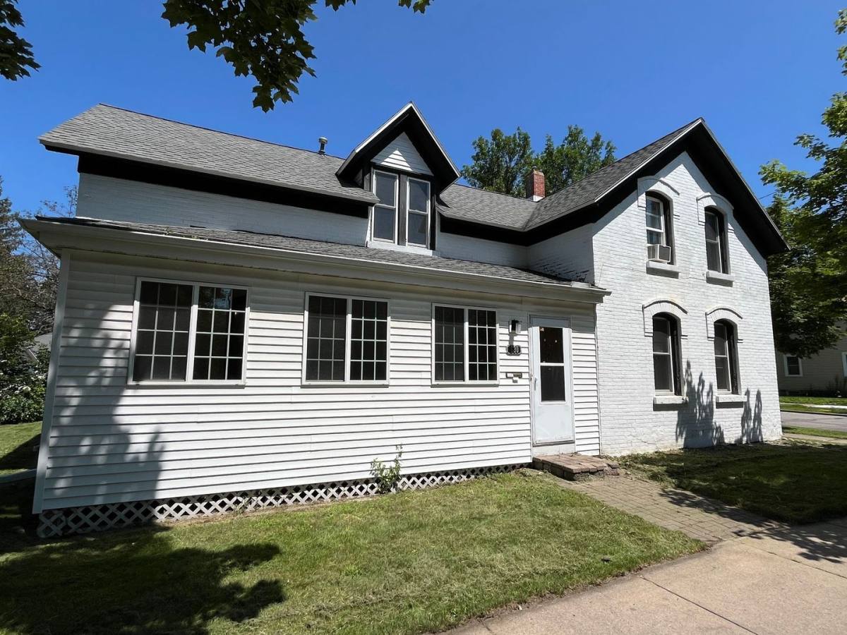 630 E Wausau Ave, Wausau, WI 54403 - House for Rent