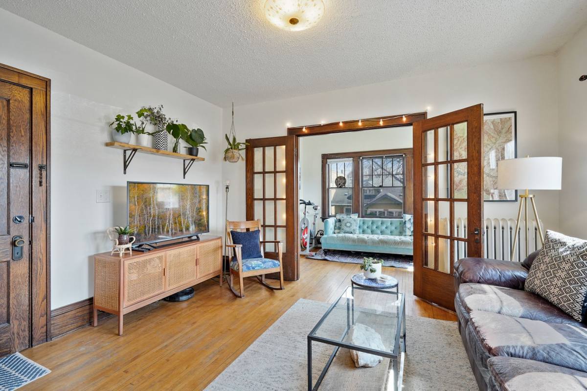 Apartment for rent at 3350 Colfax Ave S, Minneapolis, MN 55408