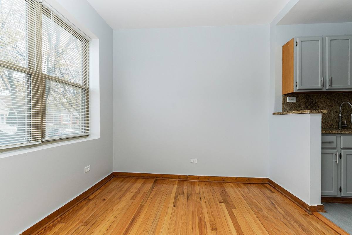 Apartment for rent at 6320-28 S Troy St, Chicago, IL 60629