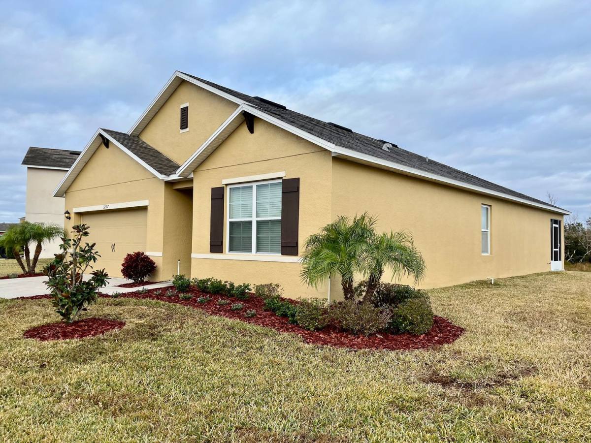 House for rent at 3227 Bayou Bay Dr, Lakeland, FL 33811