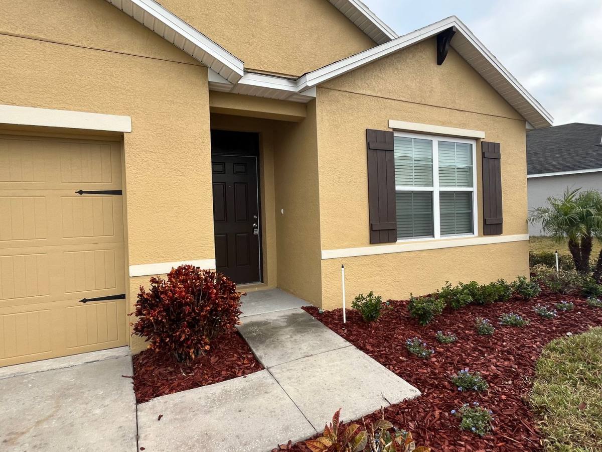 House for rent at 3227 Bayou Bay Dr, Lakeland, FL 33811