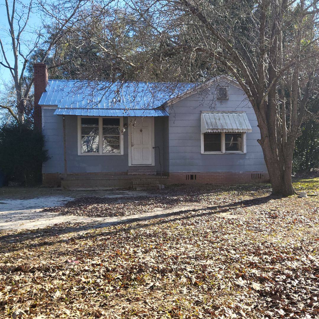 House for rent at 804 Woodrow St, Dublin, GA 31021