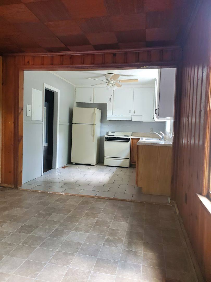 House for rent at 804 Woodrow St, Dublin, GA 31021