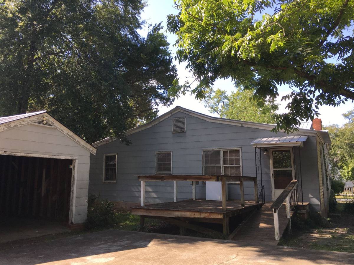 House for rent at 804 Woodrow St, Dublin, GA 31021