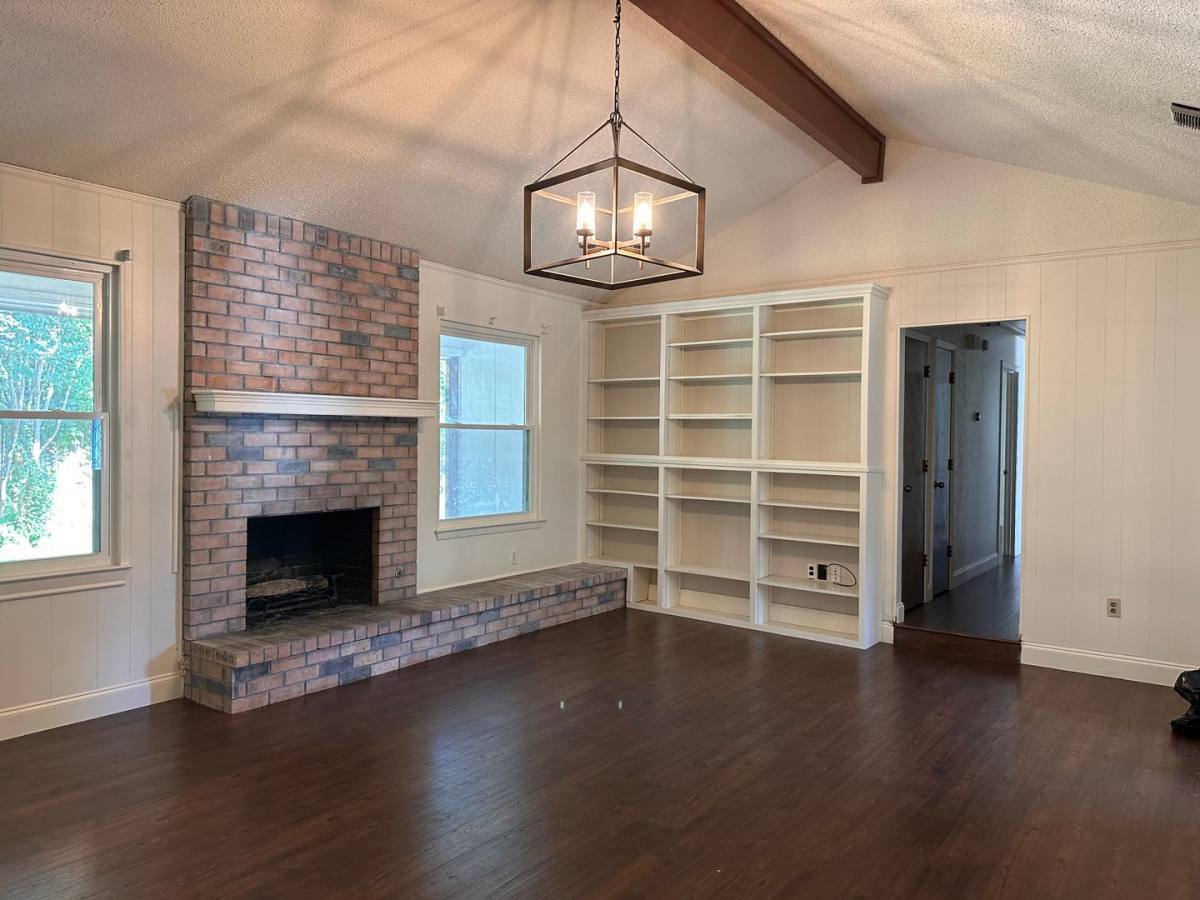 House for rent at 4715 Ridgeline Dr, Arlington, TX 76017