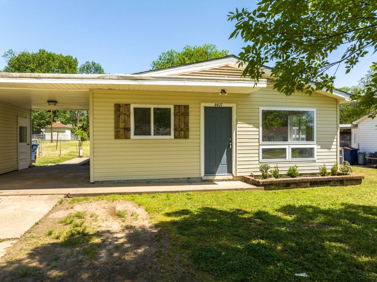 House for rent at 4407 S 26th St, Fort Smith, AR 72901