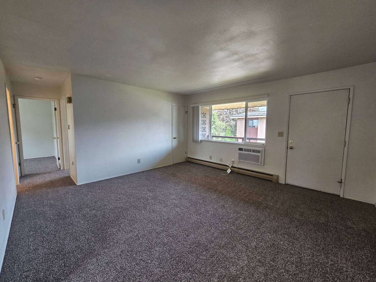 Apartment for rent at 731 733 735 W Sussex Ave 1-4, Missoula, MT 59801