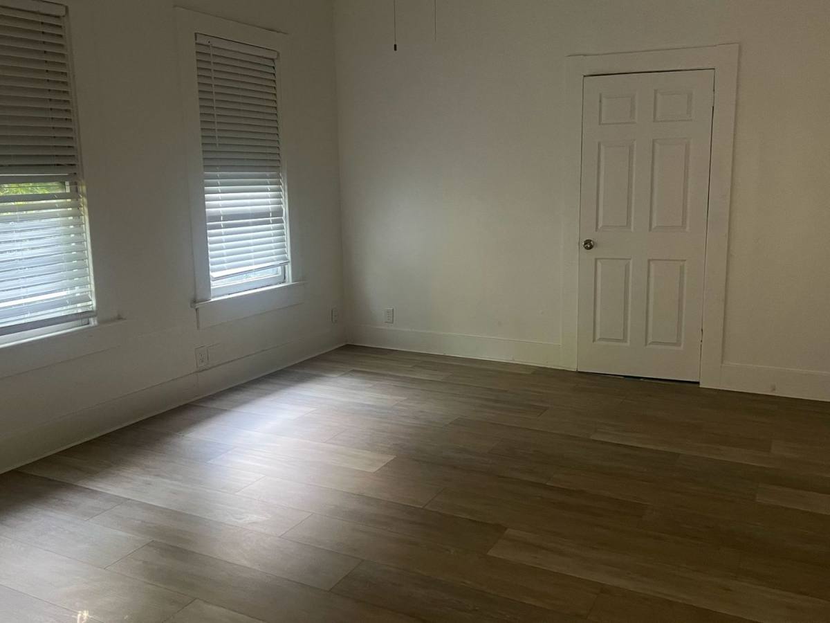 House for rent at 1380 Live Oak St, Beaumont, TX 77703
