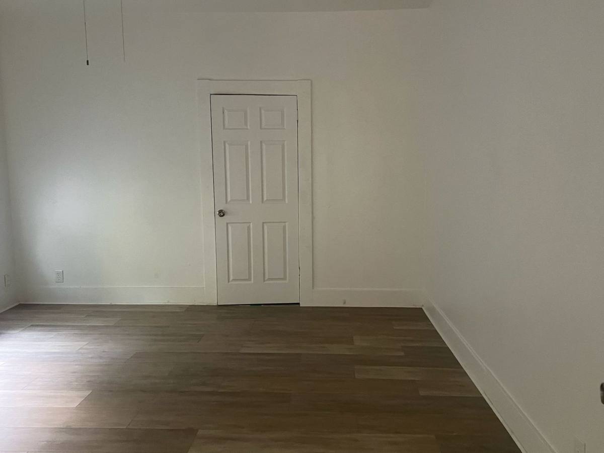 House for rent at 1380 Live Oak St, Beaumont, TX 77703