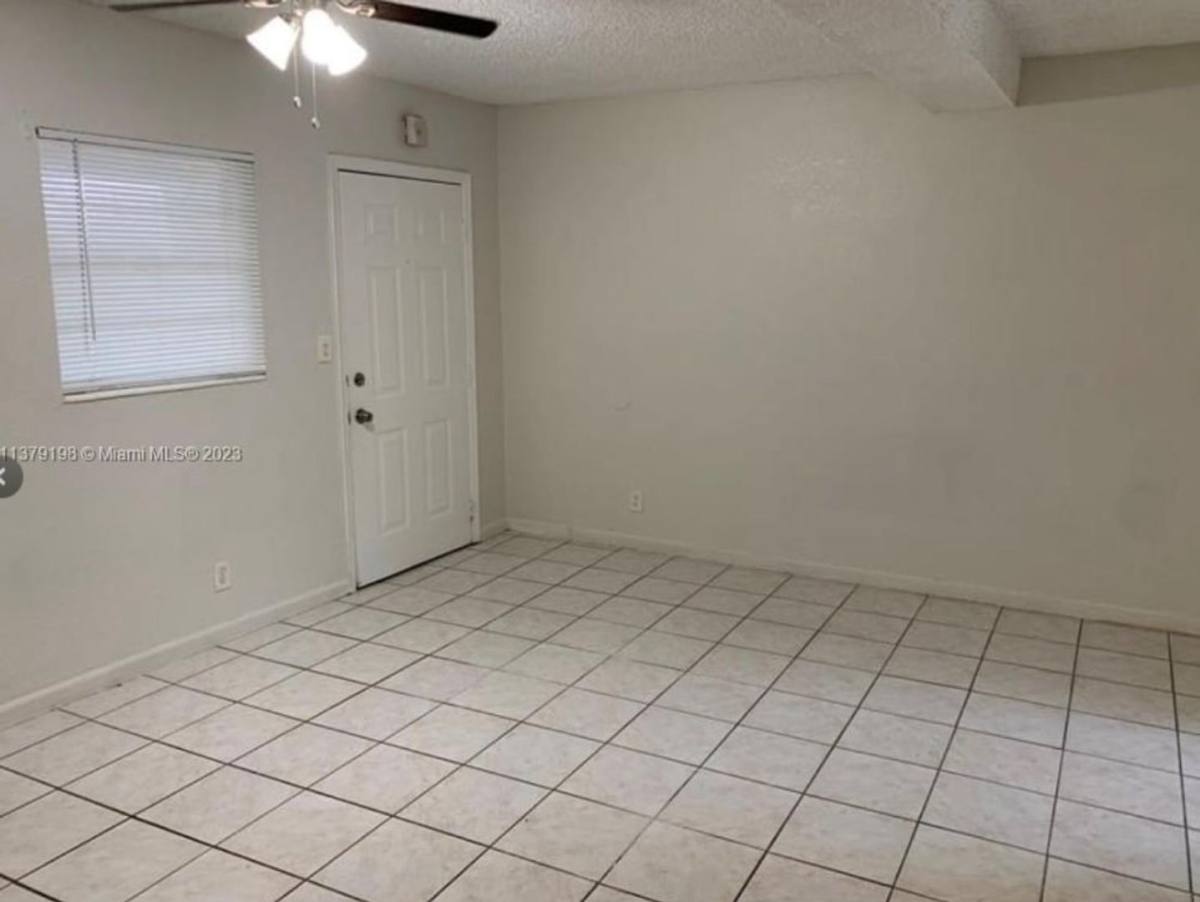 Apartment for rent at 2150 Madison St, Hollywood, FL 33020
