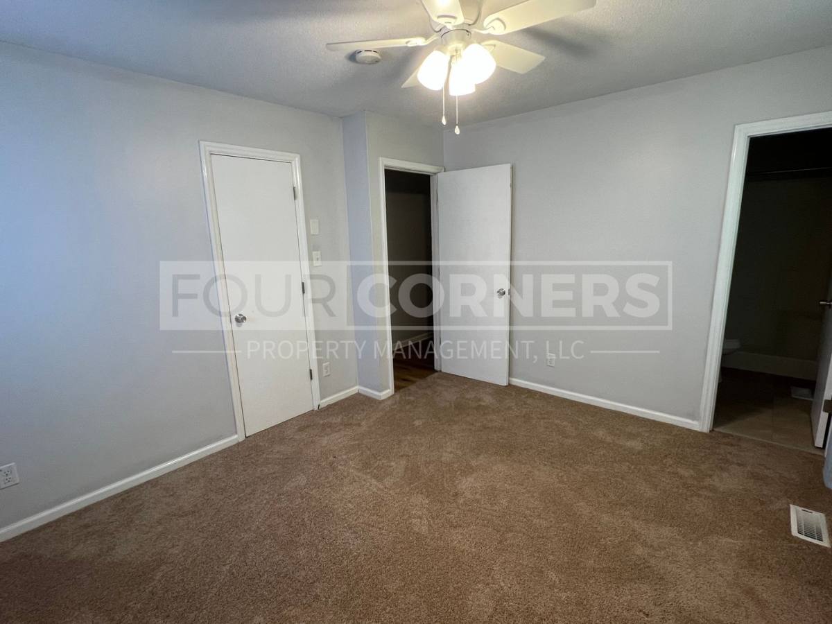House for rent at 1409 Waterloo Dr, High Point, NC 27260