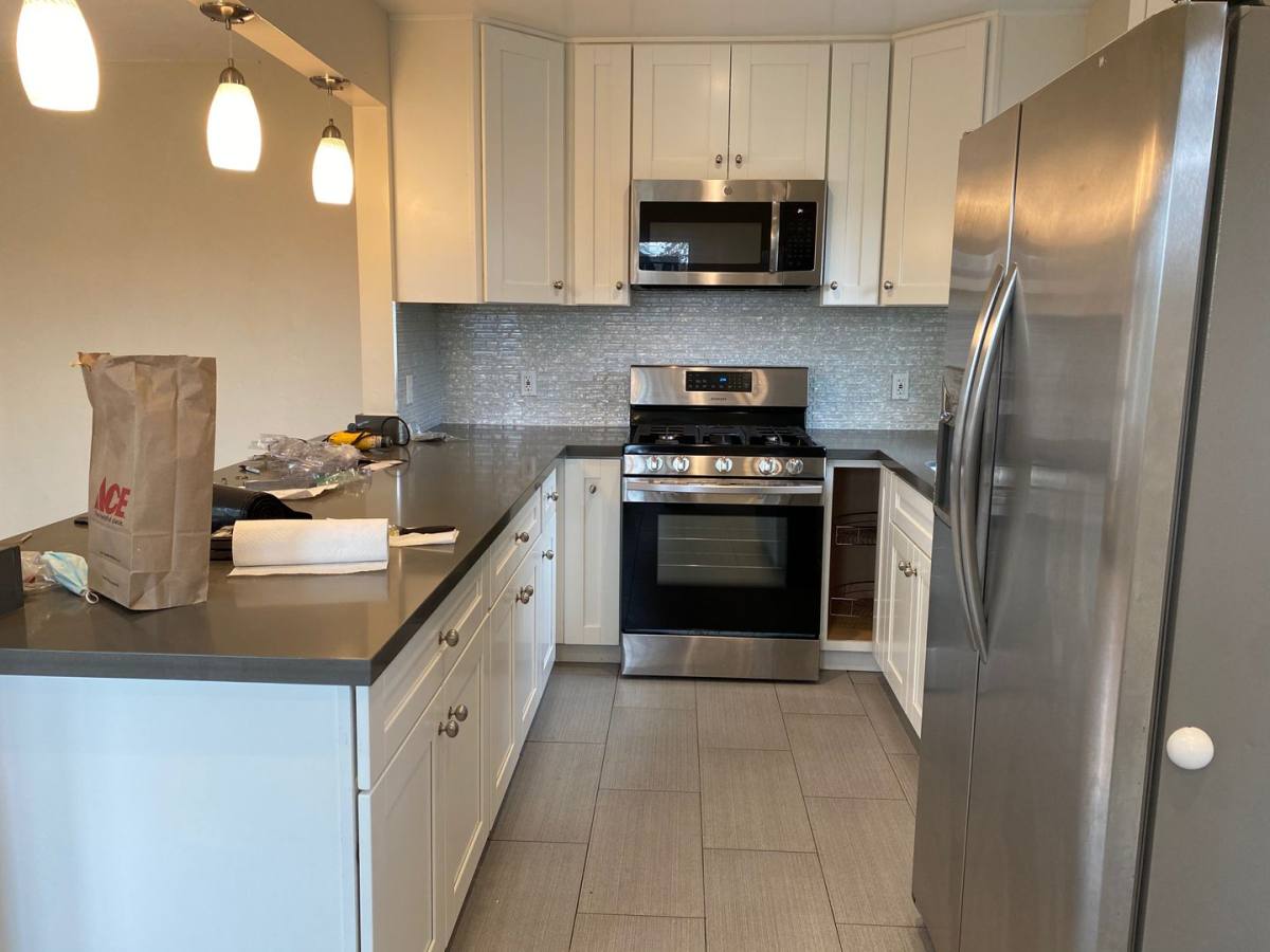 Apartment for rent at 619 Poirier St, Oakland, CA 94609
