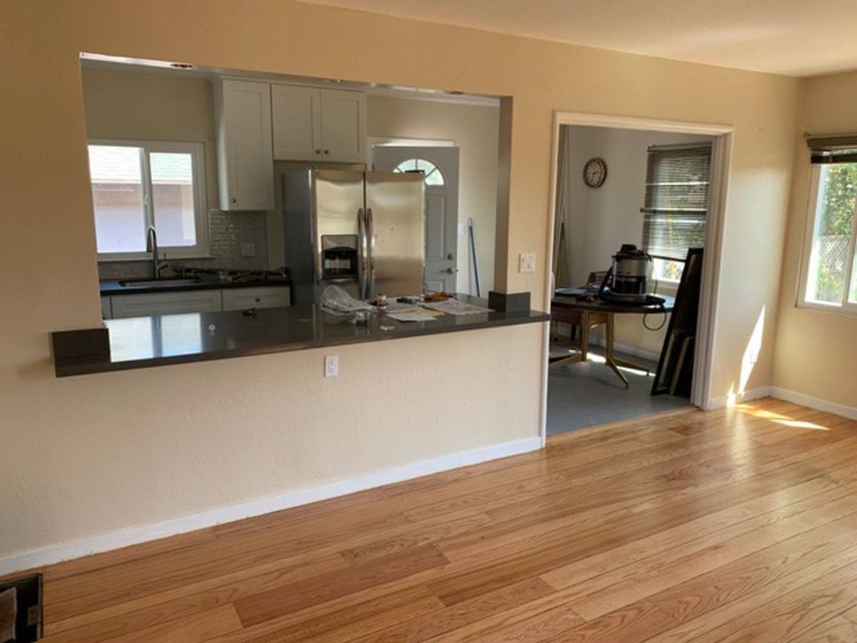 Apartment for rent at 619 Poirier St, Oakland, CA 94609