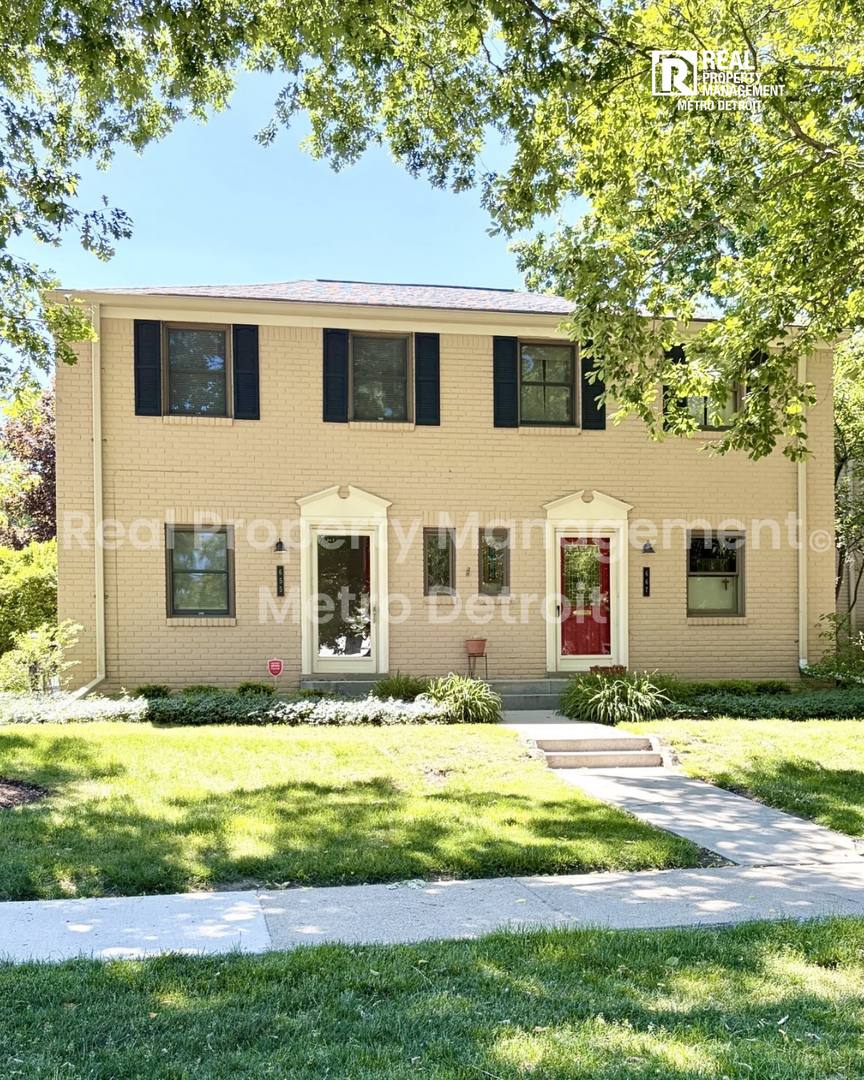Townhouse for rent at 655 N Eton St, Birmingham, MI 48009