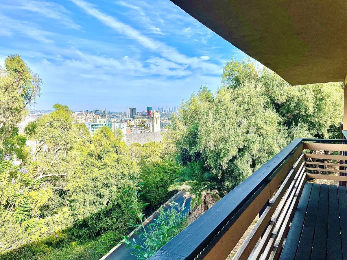 Apartment for rent at 1999 N Sycamore Ave, Los Angeles, CA 90068