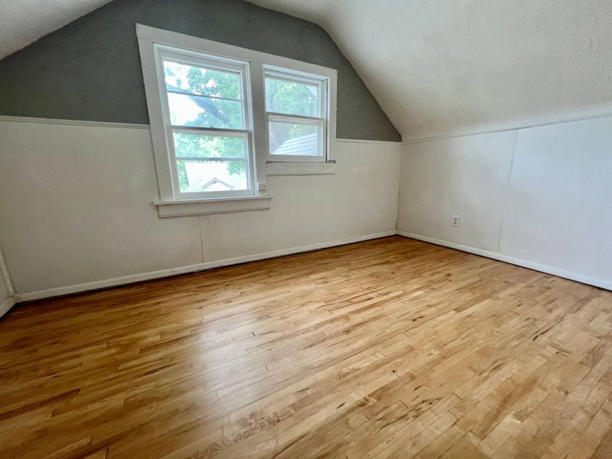 House for rent at 3447 Dupont Ave N, Minneapolis, MN 55412