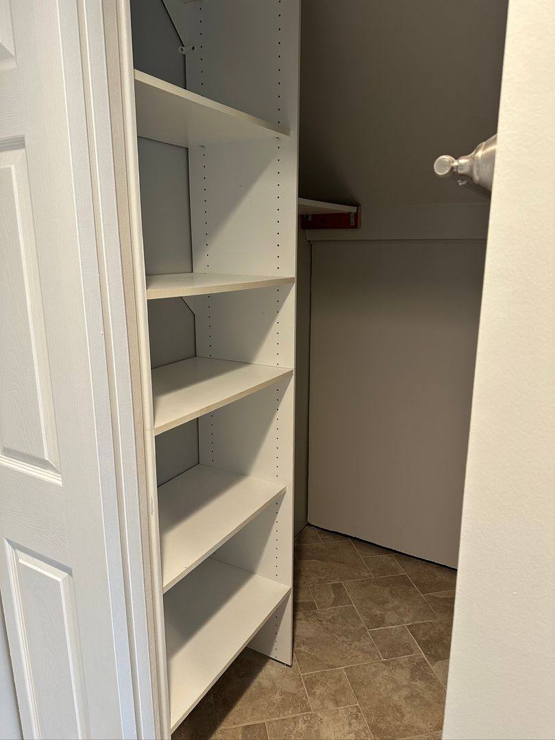House for rent at 808 Templecliff Rd, Pikesville, MD 21208