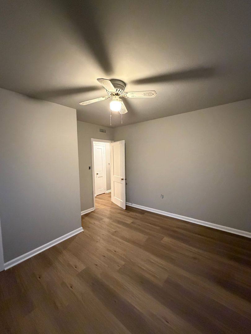 House for rent at 808 Templecliff Rd, Pikesville, MD 21208