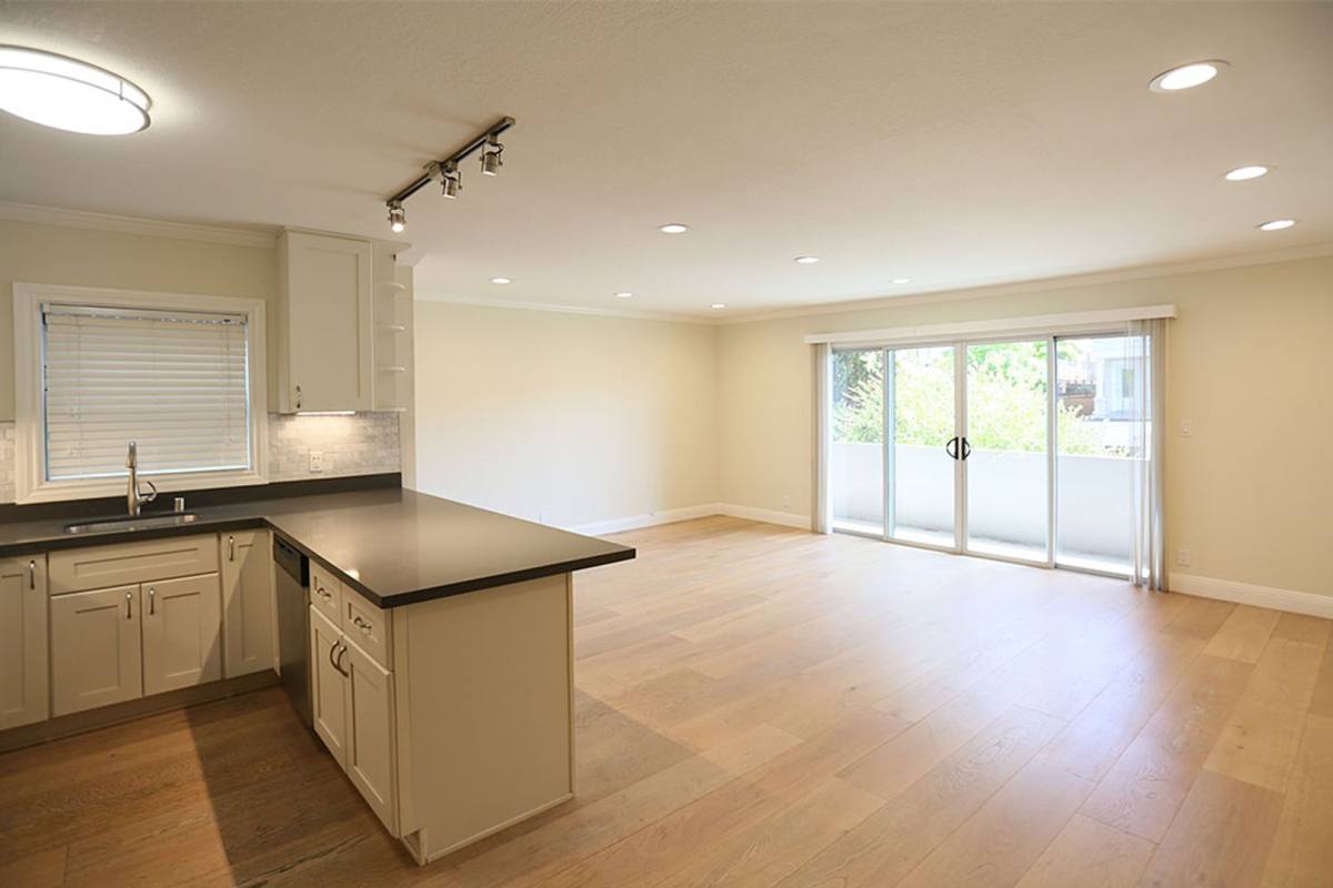 Apartment for rent at 315 Hanover Ave, Oakland, CA 94606