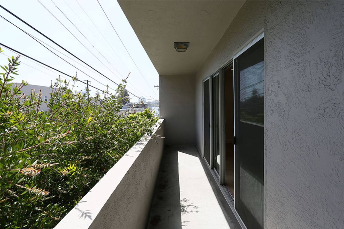 Apartment for rent at 315 Hanover Ave, Oakland, CA 94606