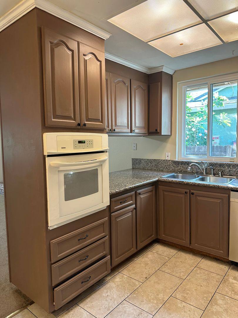 House for rent at 4690 Brookfield Dr, Sacramento, CA 95823