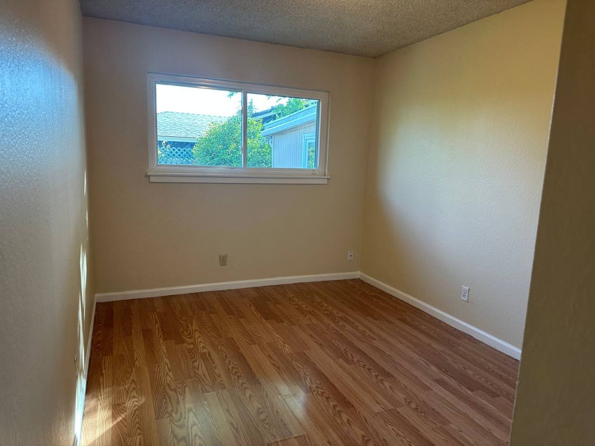 House for rent at 4690 Brookfield Dr, Sacramento, CA 95823