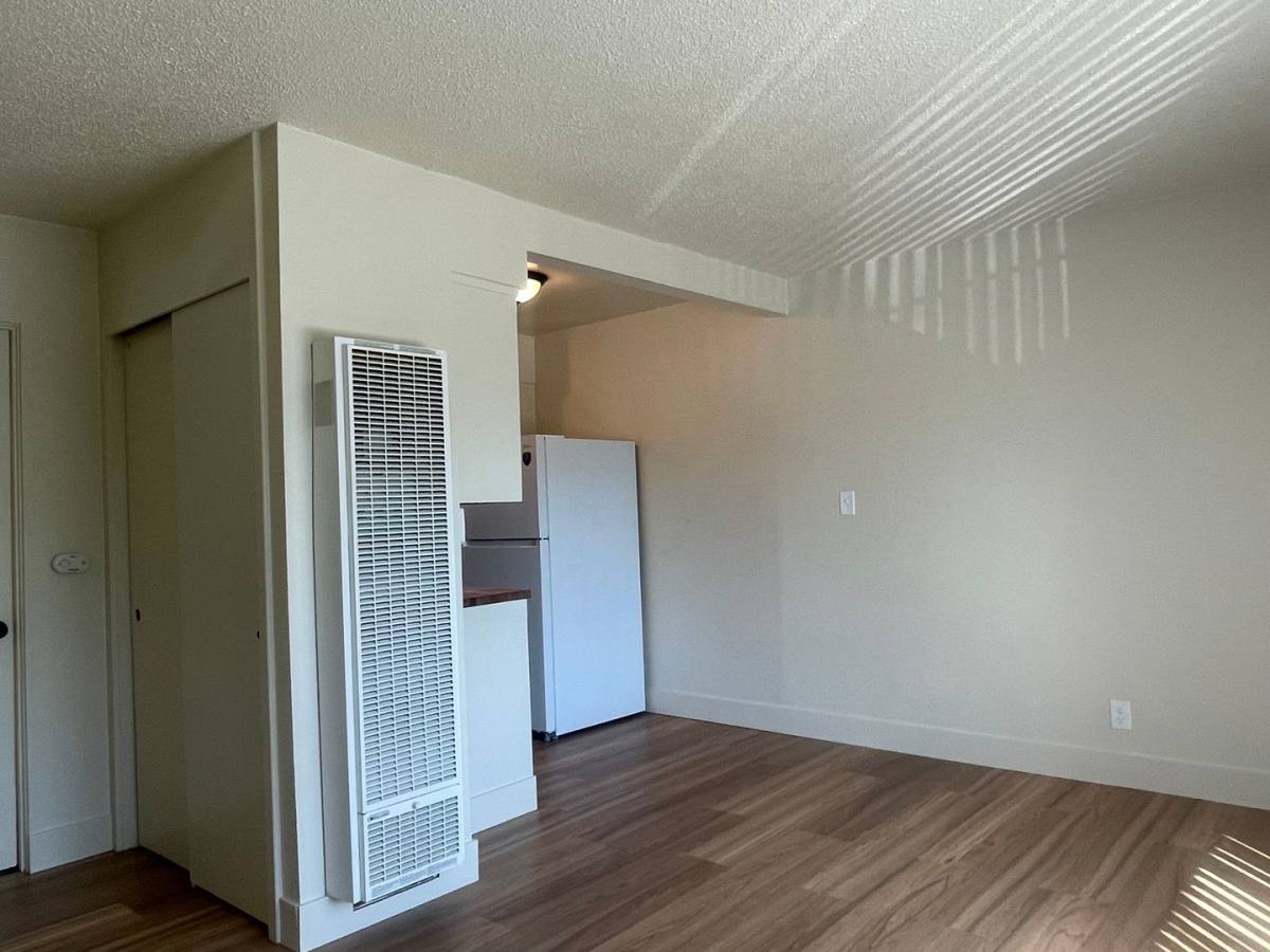 Apartment for rent at 1090 N Court St, Redding, CA 96001