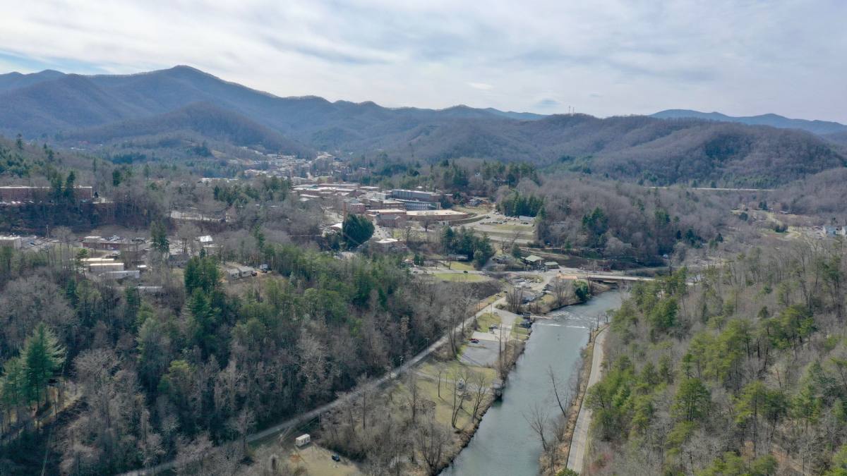Apartment for rent at 49 Remington Dr, Cullowhee, NC 28723