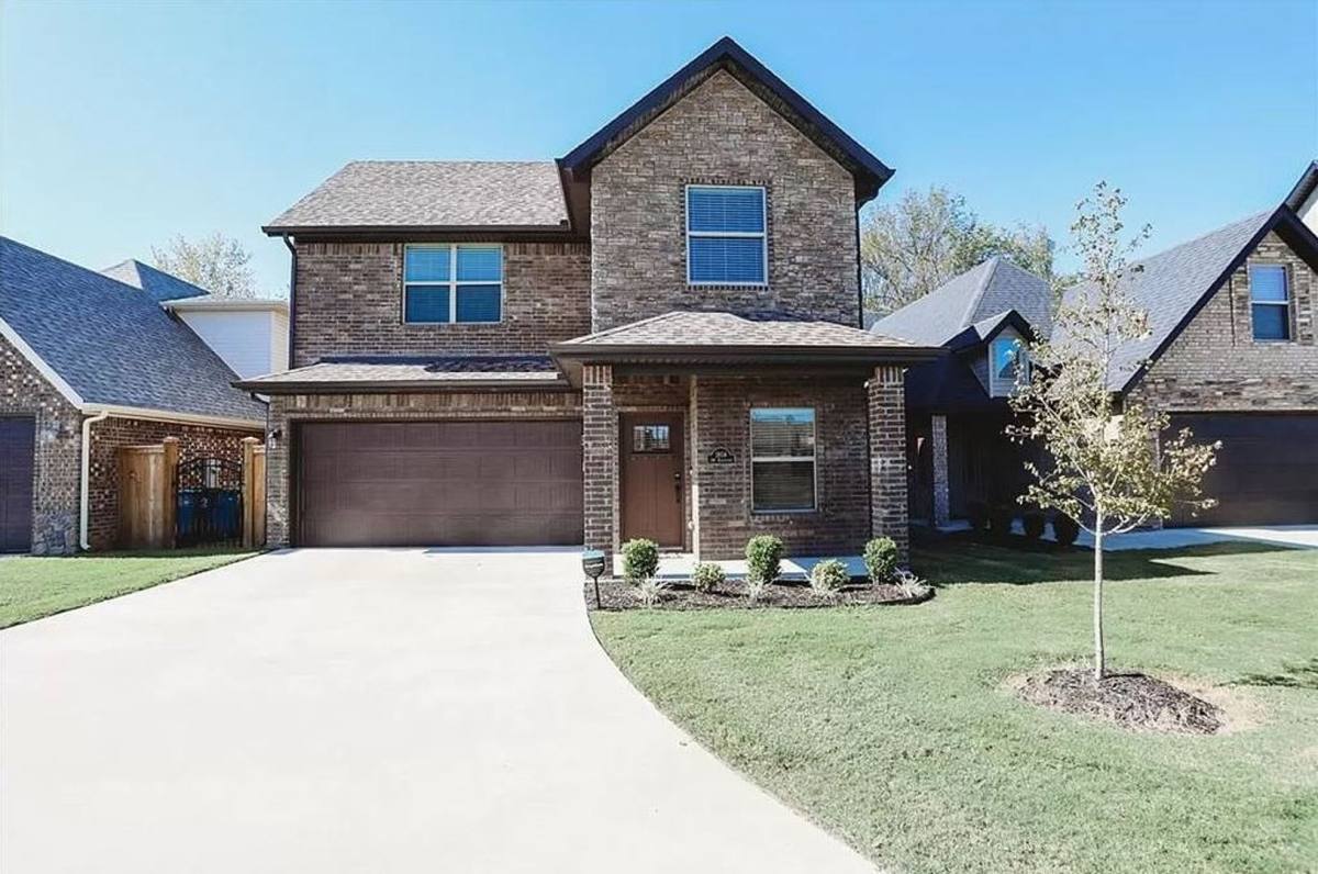 House for rent at 1804 SW Riverstone Rd, Bentonville, AR 72713
