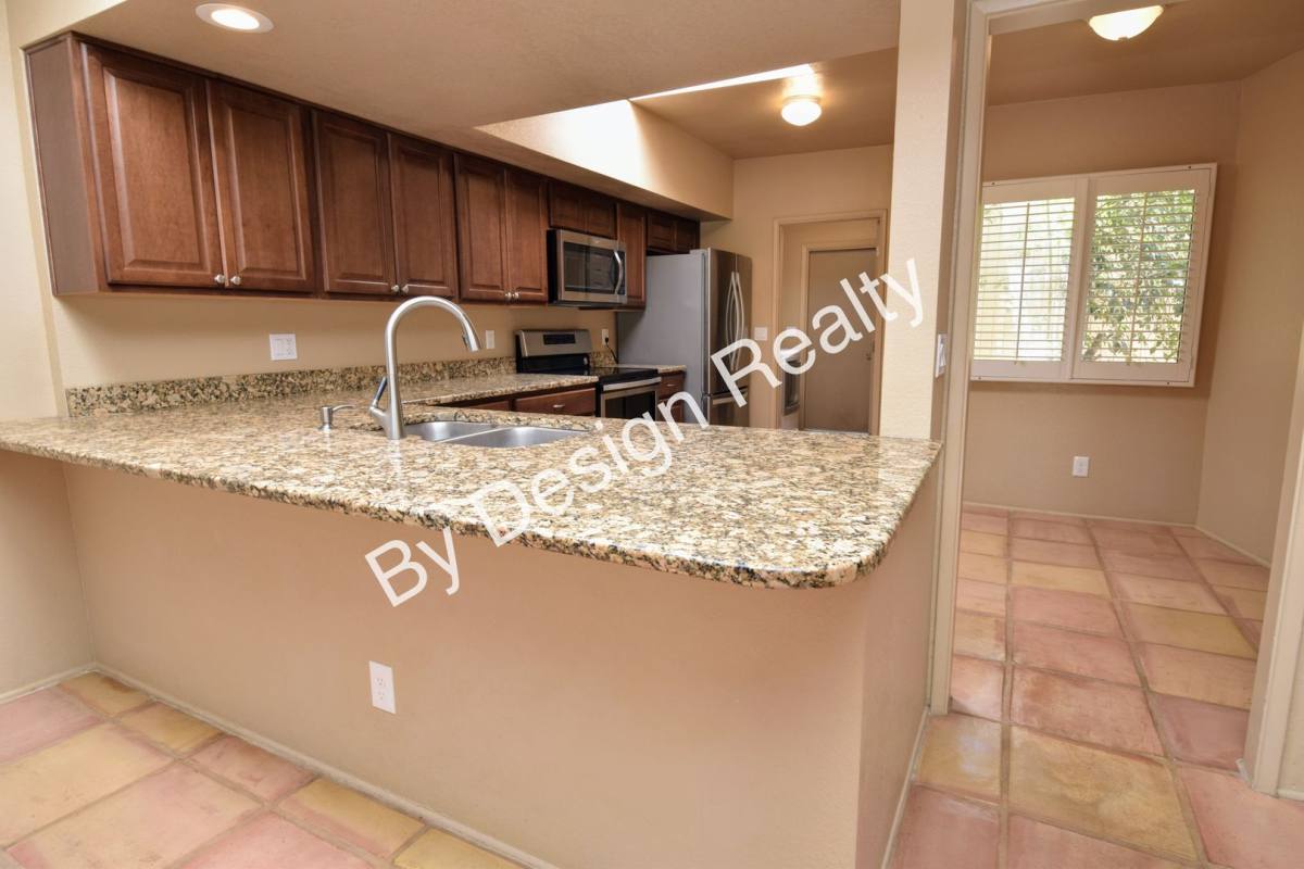 Townhouse for rent at 5066 N Placita Del Lazo, Tucson, AZ 85750