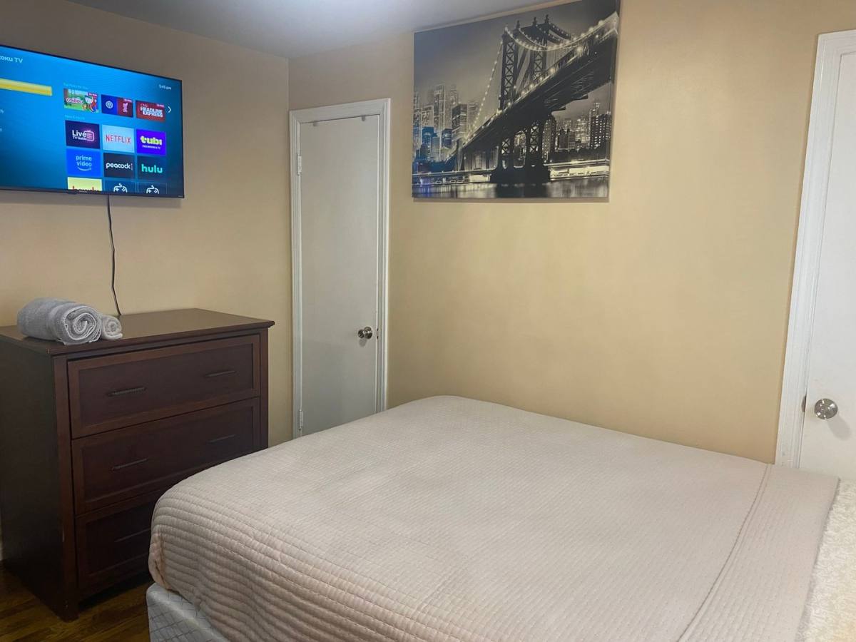House for rent at 7700 Chicago Ave, Silver Spring, MD 20910