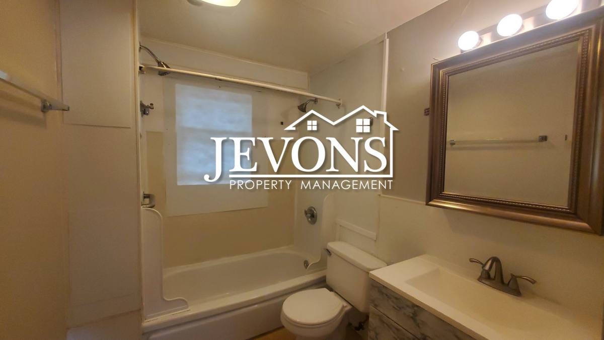 Apartment for rent at 708 W Home Ave, Selah, WA 98942