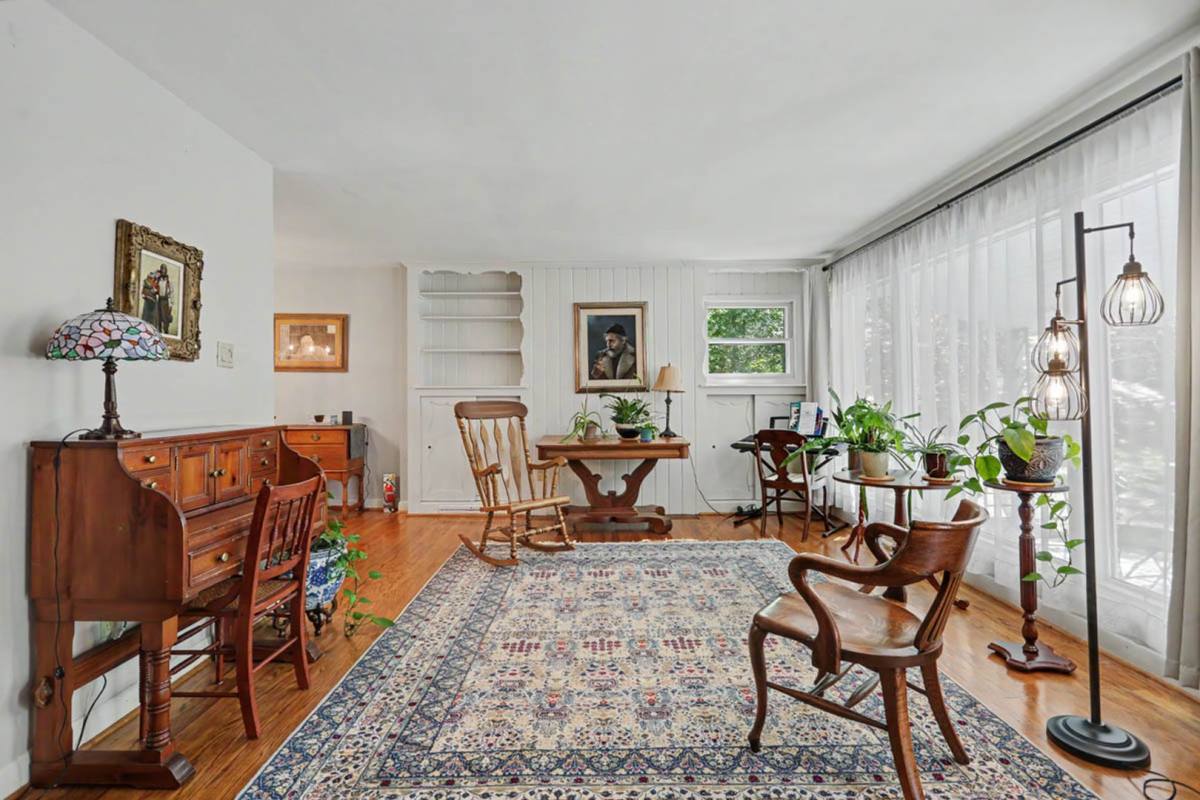 House for rent at 112 Holly Rd, Williamsburg, VA 23185