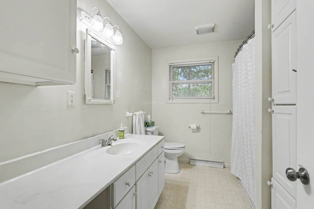 House for rent at 112 Holly Rd, Williamsburg, VA 23185