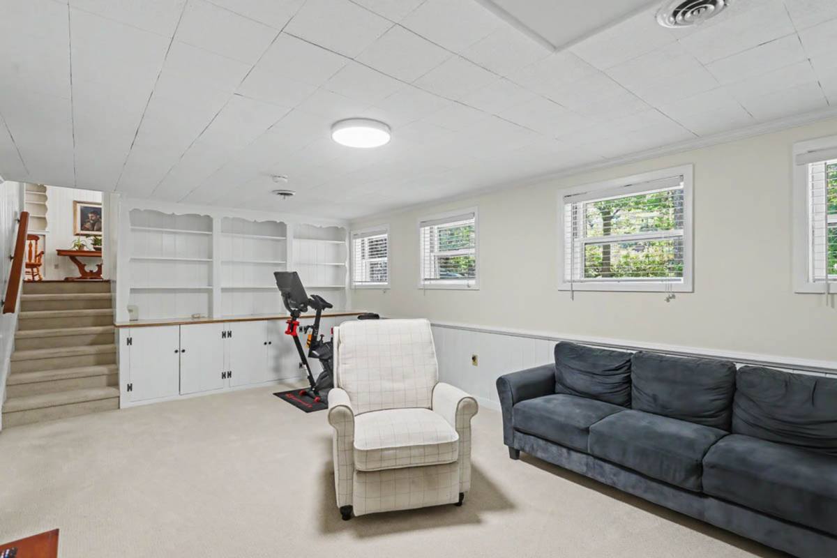 House for rent at 112 Holly Rd, Williamsburg, VA 23185