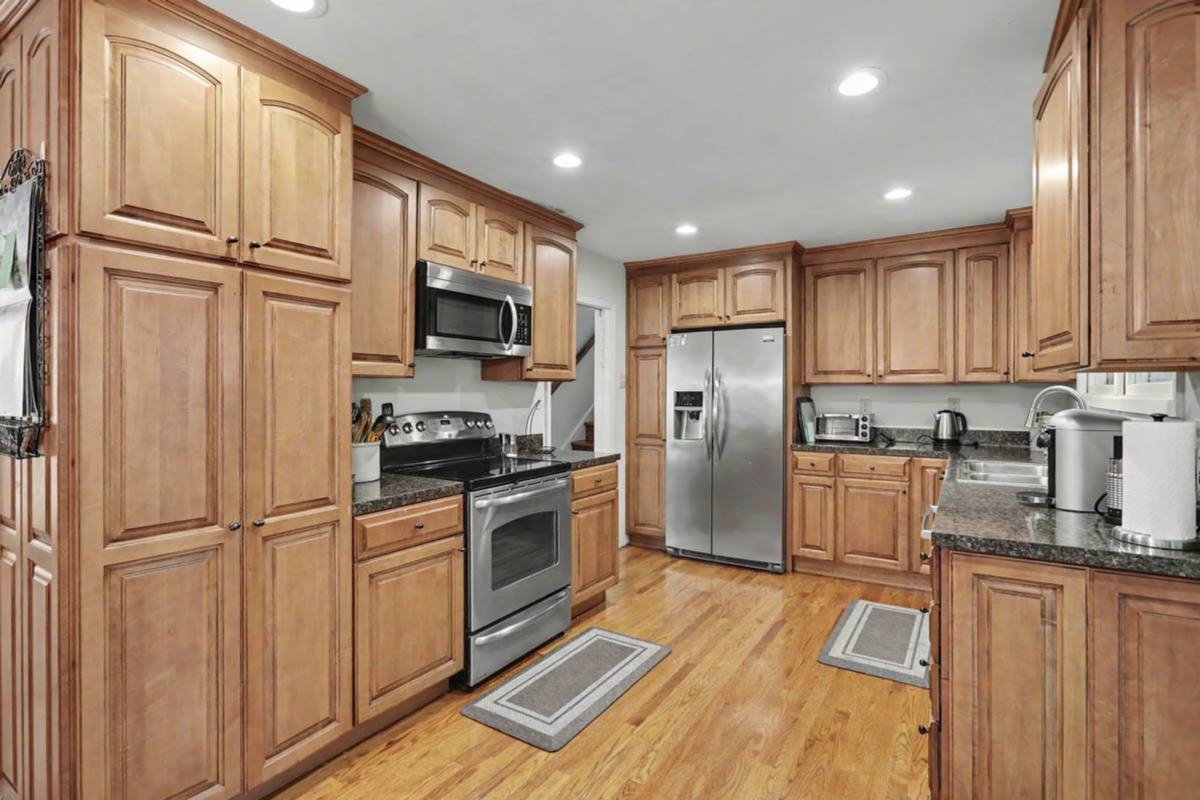 House for rent at 112 Holly Rd, Williamsburg, VA 23185