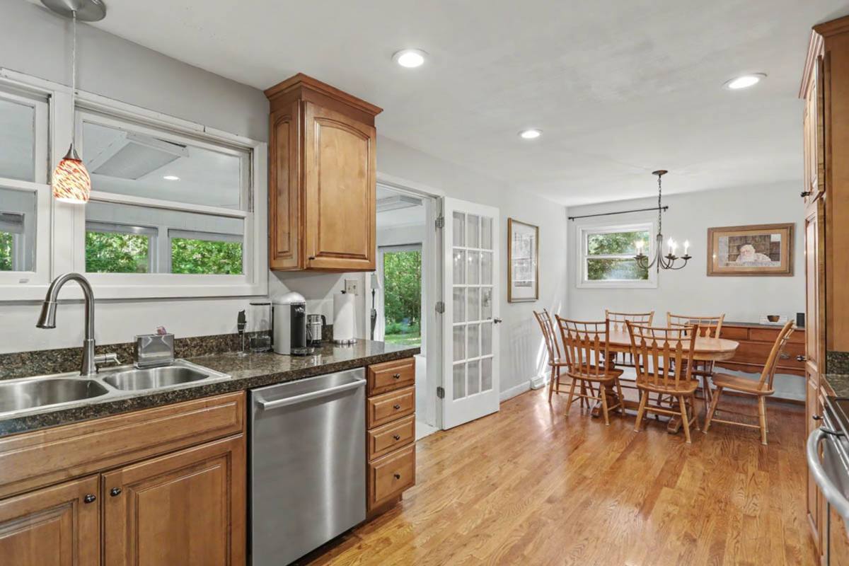 House for rent at 112 Holly Rd, Williamsburg, VA 23185
