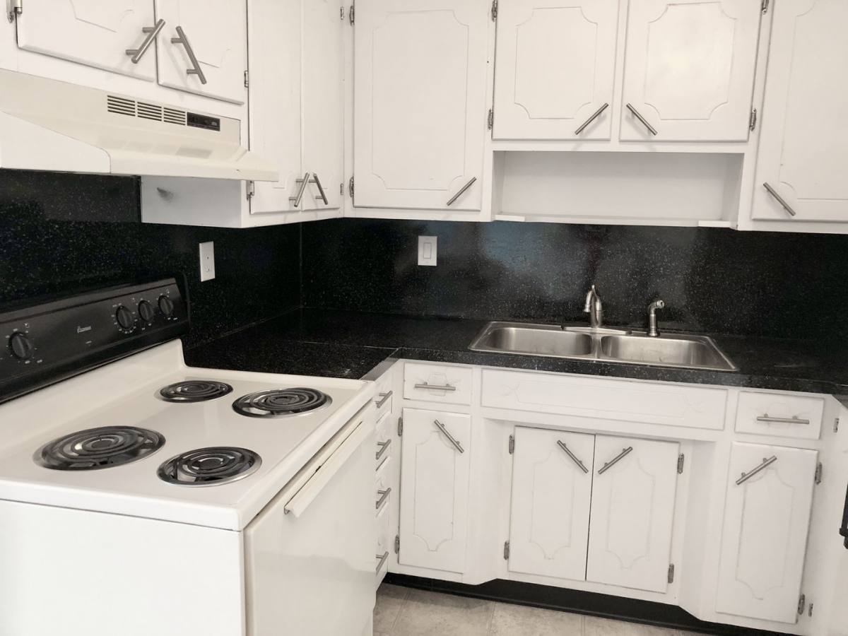 Apartment for rent at 1317 27th Place S, Birmingham, AL 35205