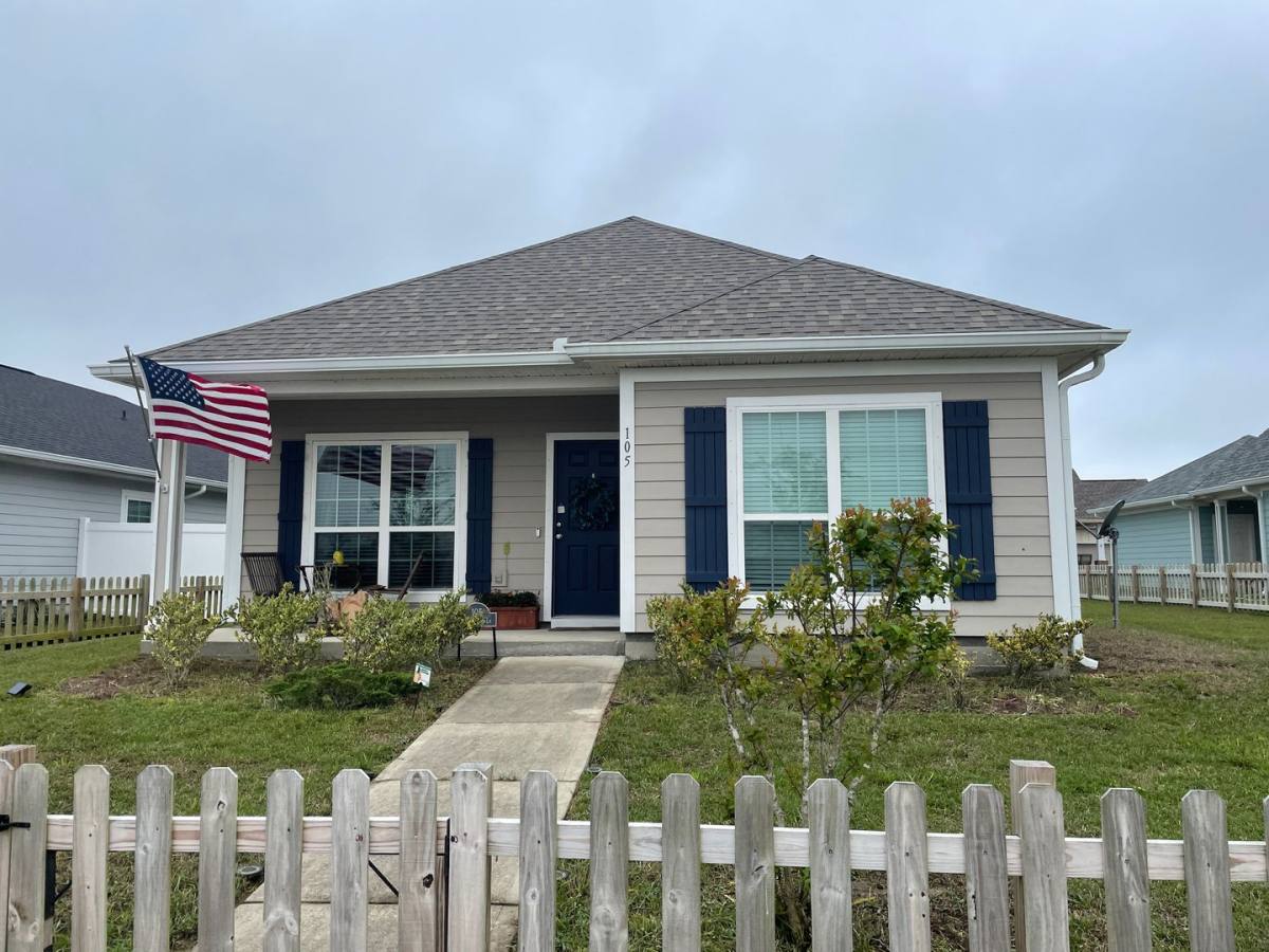 House for rent at 105 Blue Heron Lane, Panama City, FL 32404