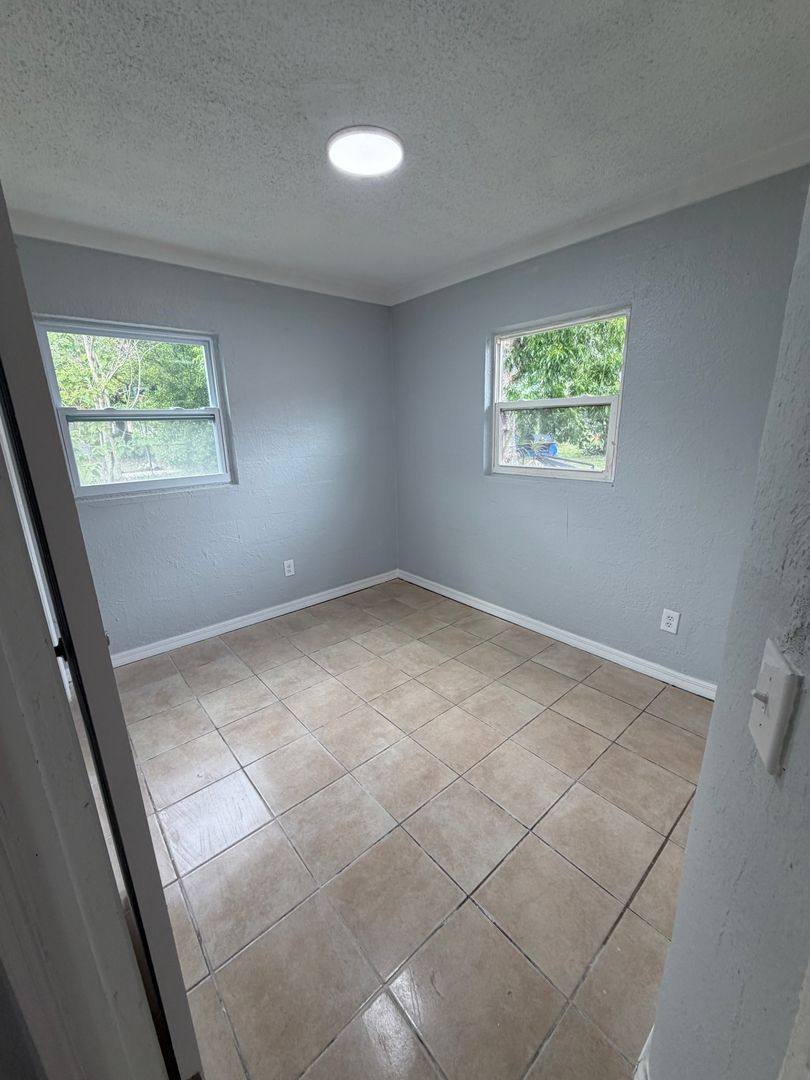 House for rent at 2371 Edwin St NE #C, Winter Haven, FL 33881