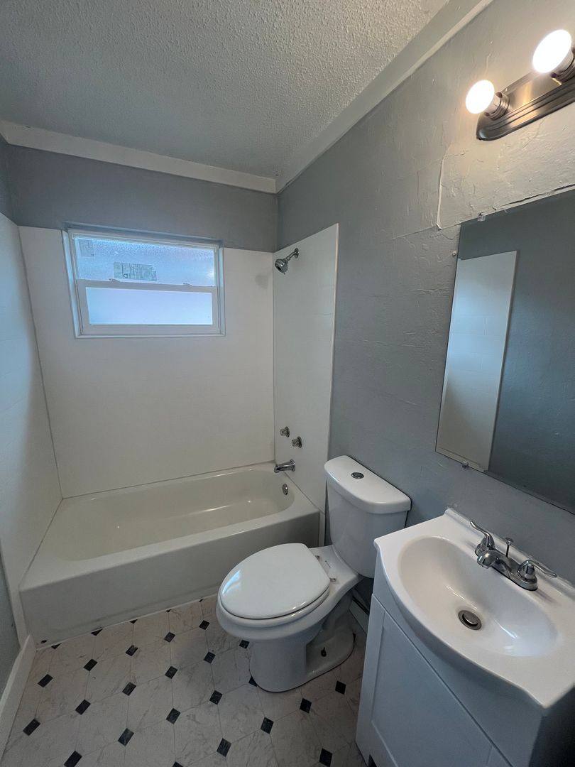 House for rent at 2371 Edwin St NE #C, Winter Haven, FL 33881