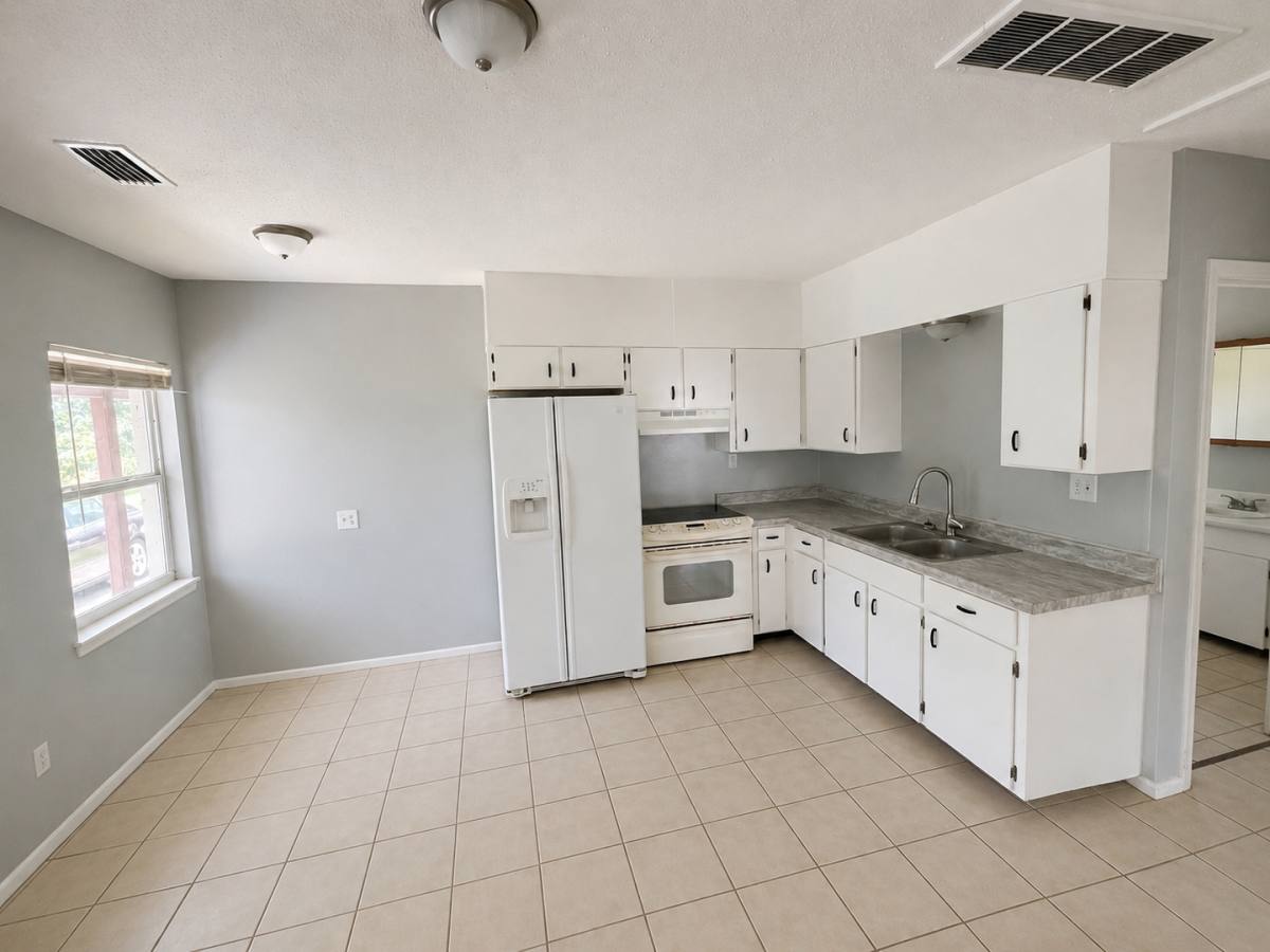 House for rent at 3185 Patsburg Place, Dade City, FL 33523