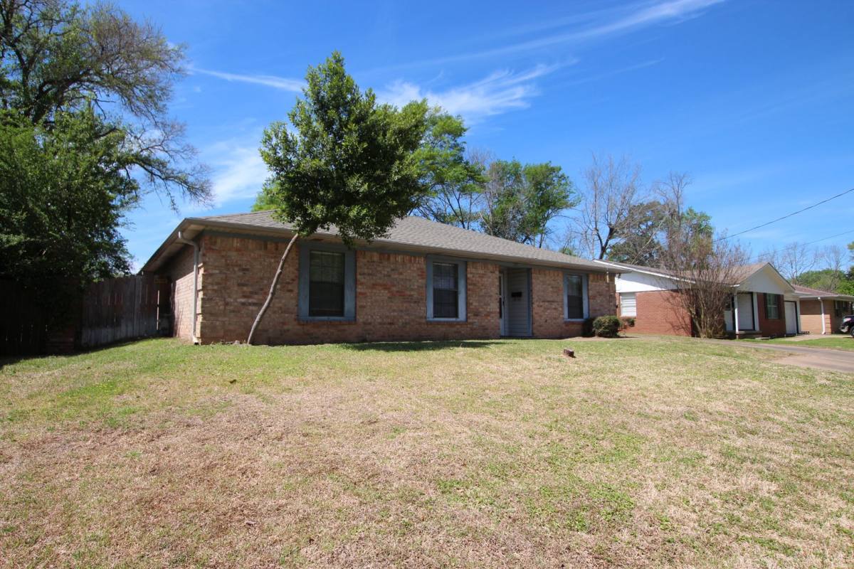 House for rent at 3211 S Donnybrook, Tyler, TX 75701