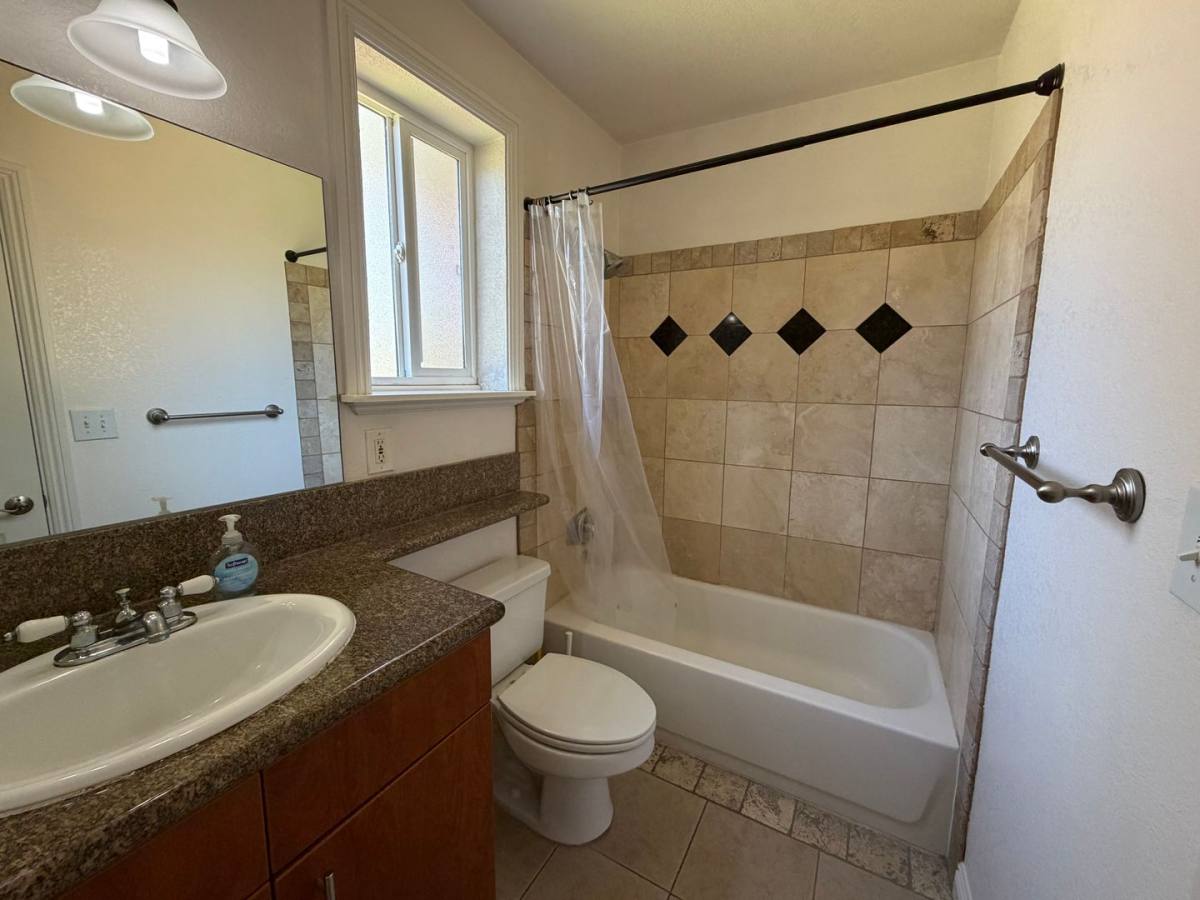 Apartment for rent at 4437 Mentone St, San Diego, CA 92107