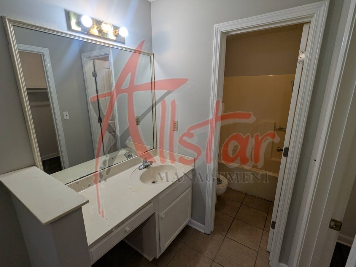 House for rent at 7400 Pintail Dr, Horn Lake, MS 38637