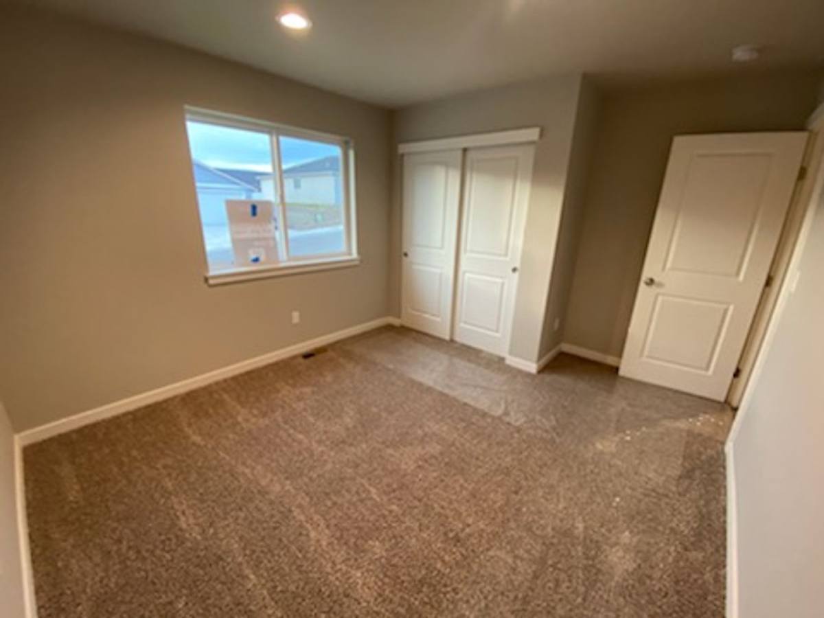 House for rent at 1109 S New Berry Lane, East Wenatchee, WA 98802