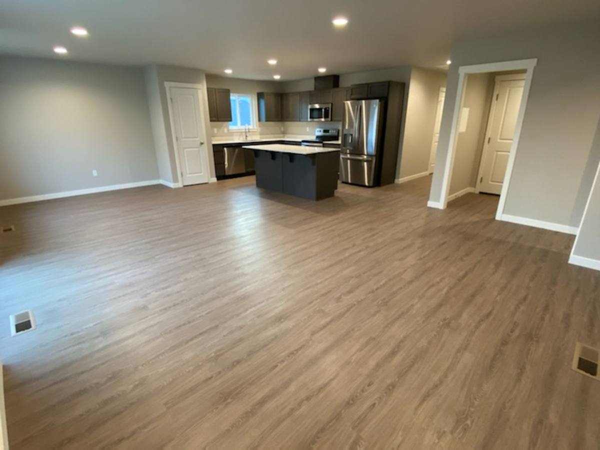 House for rent at 1109 S New Berry Lane, East Wenatchee, WA 98802