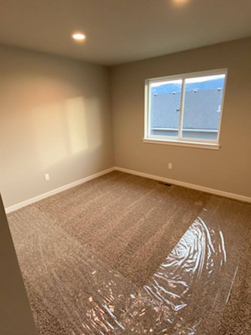 House for rent at 1109 S New Berry Lane, East Wenatchee, WA 98802